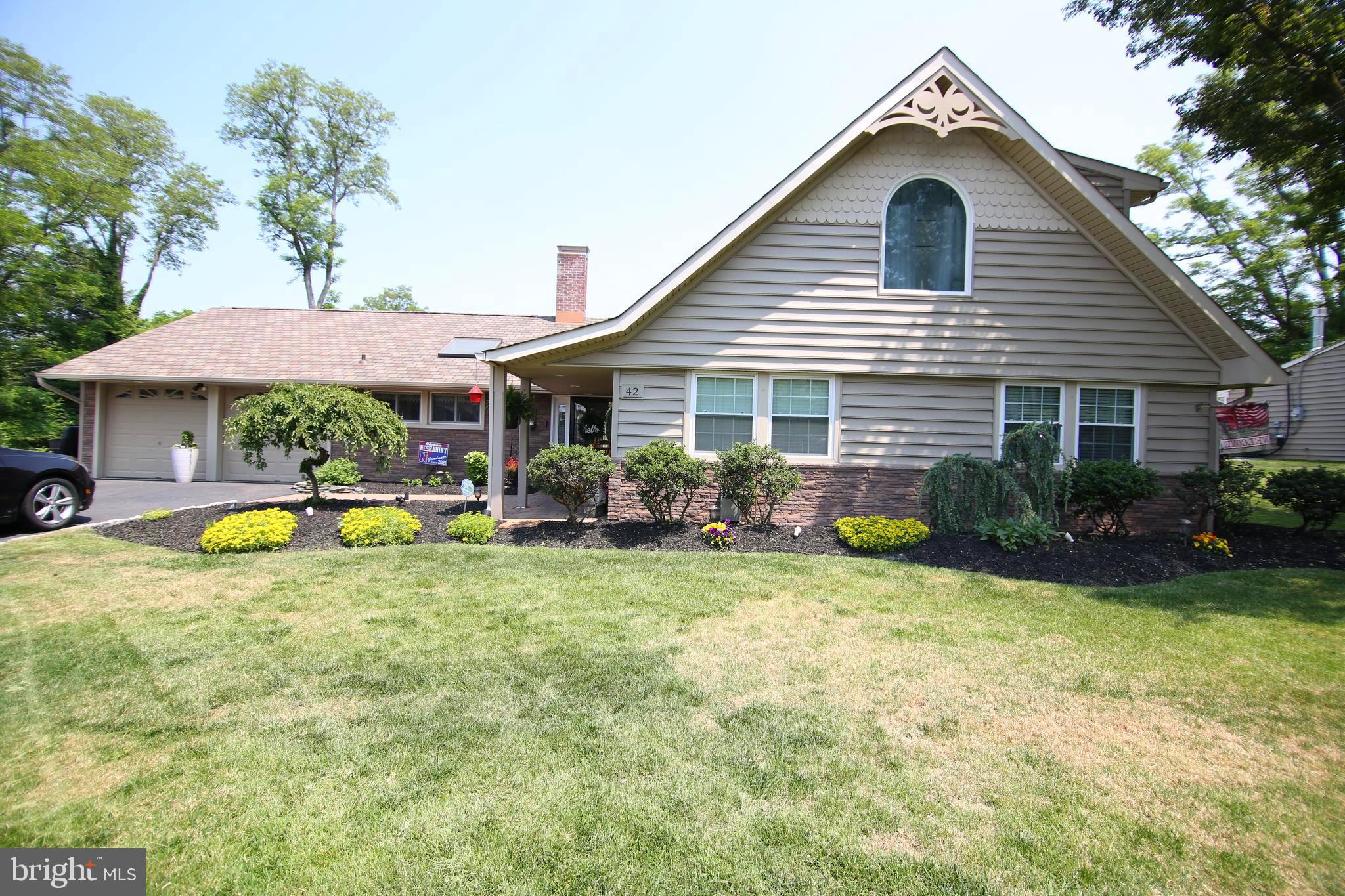 42 Rust Hill Road Levittown, PA 19056 - Photo 1 of 31