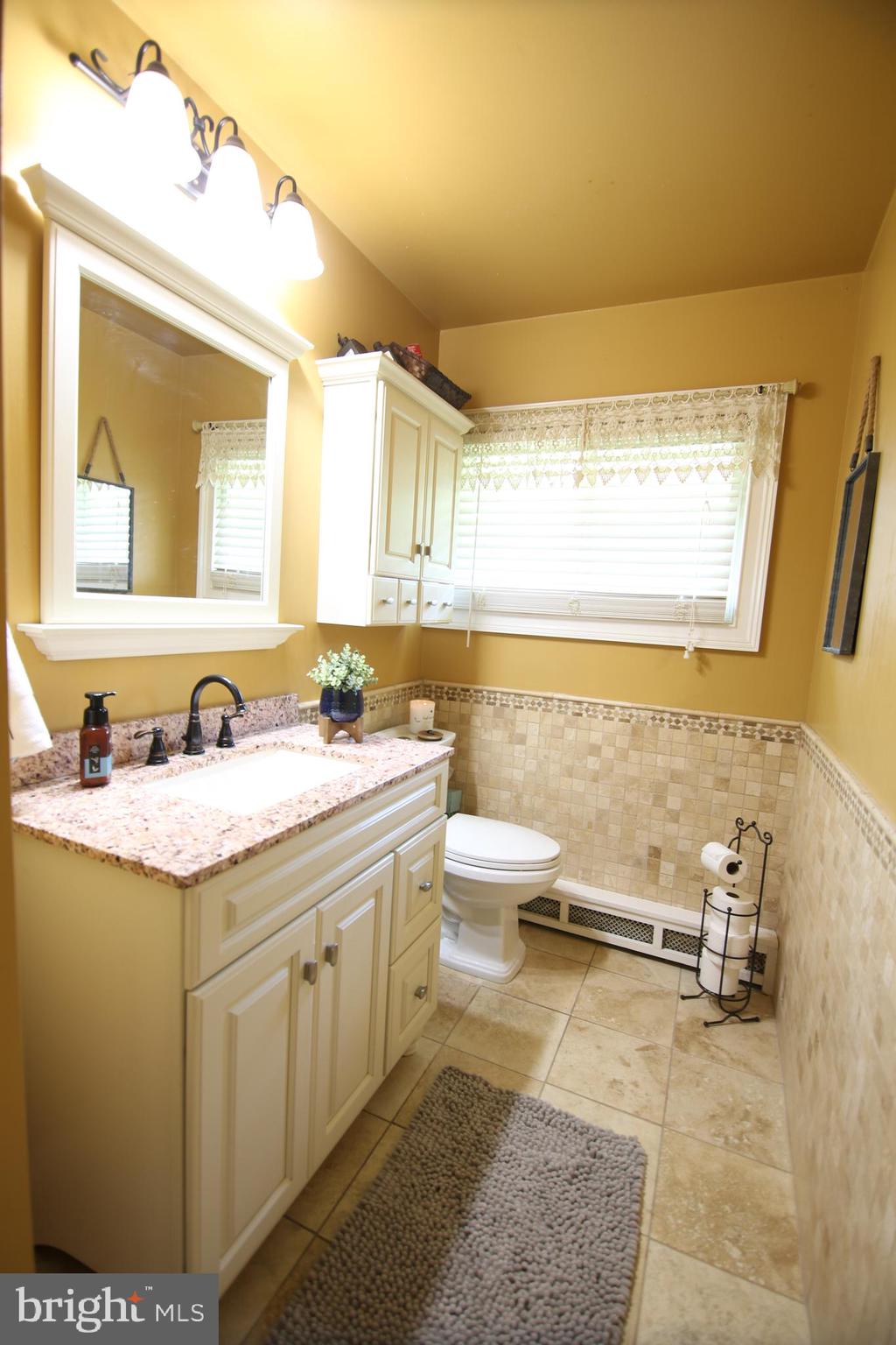 42 Rust Hill Road Levittown, PA 19056 - Photo 24 of 31