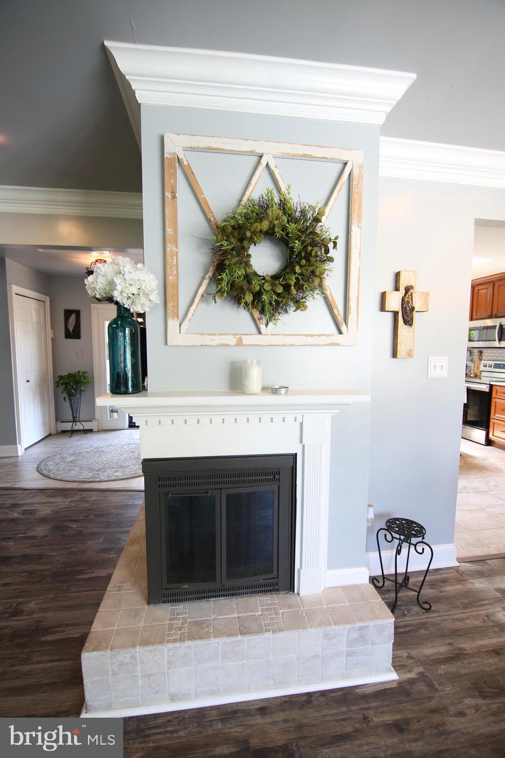 42 Rust Hill Road Levittown, PA 19056 - Photo 25 of 31