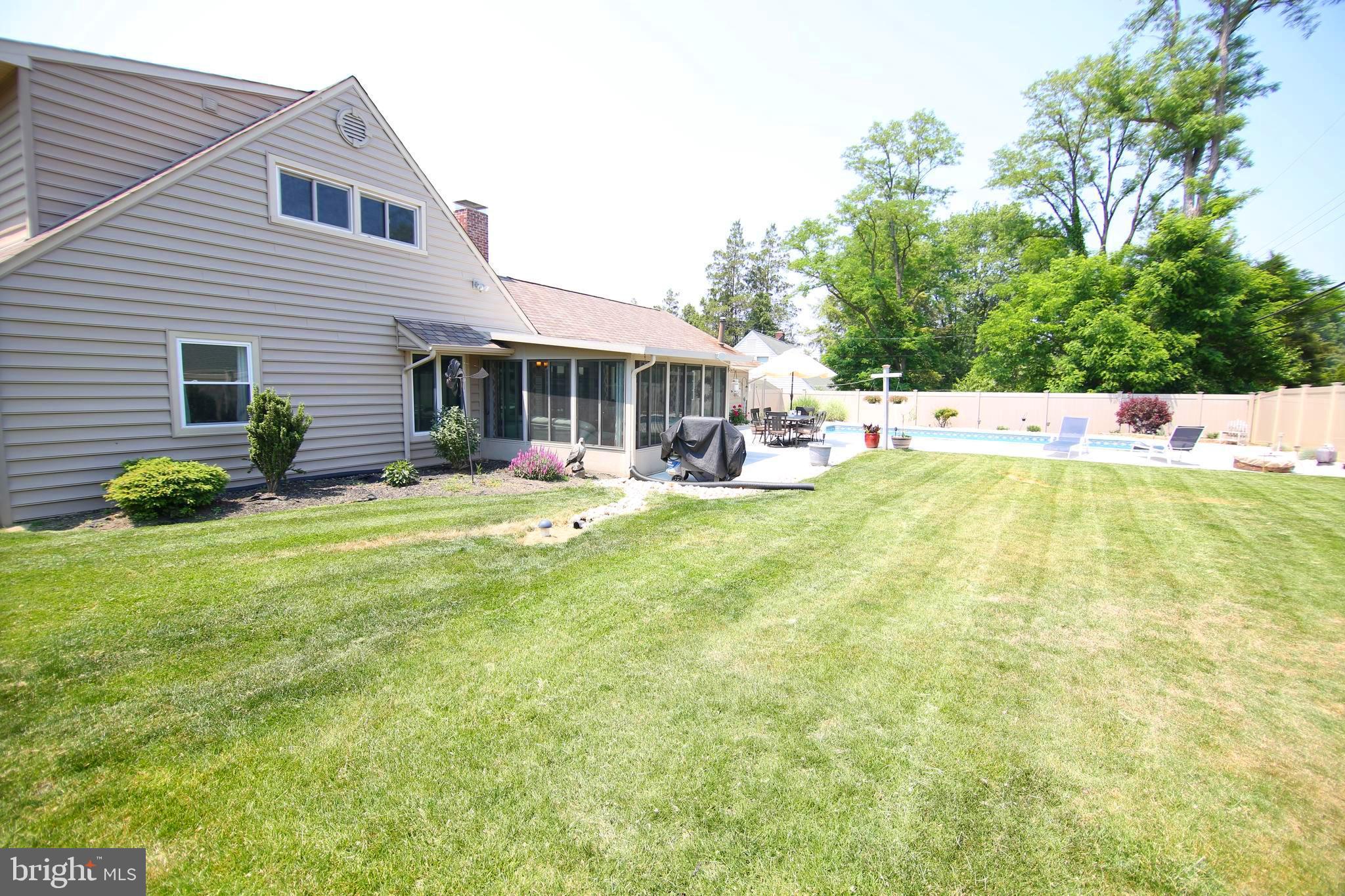 42 Rust Hill Road Levittown, PA 19056 - Photo 30 of 31