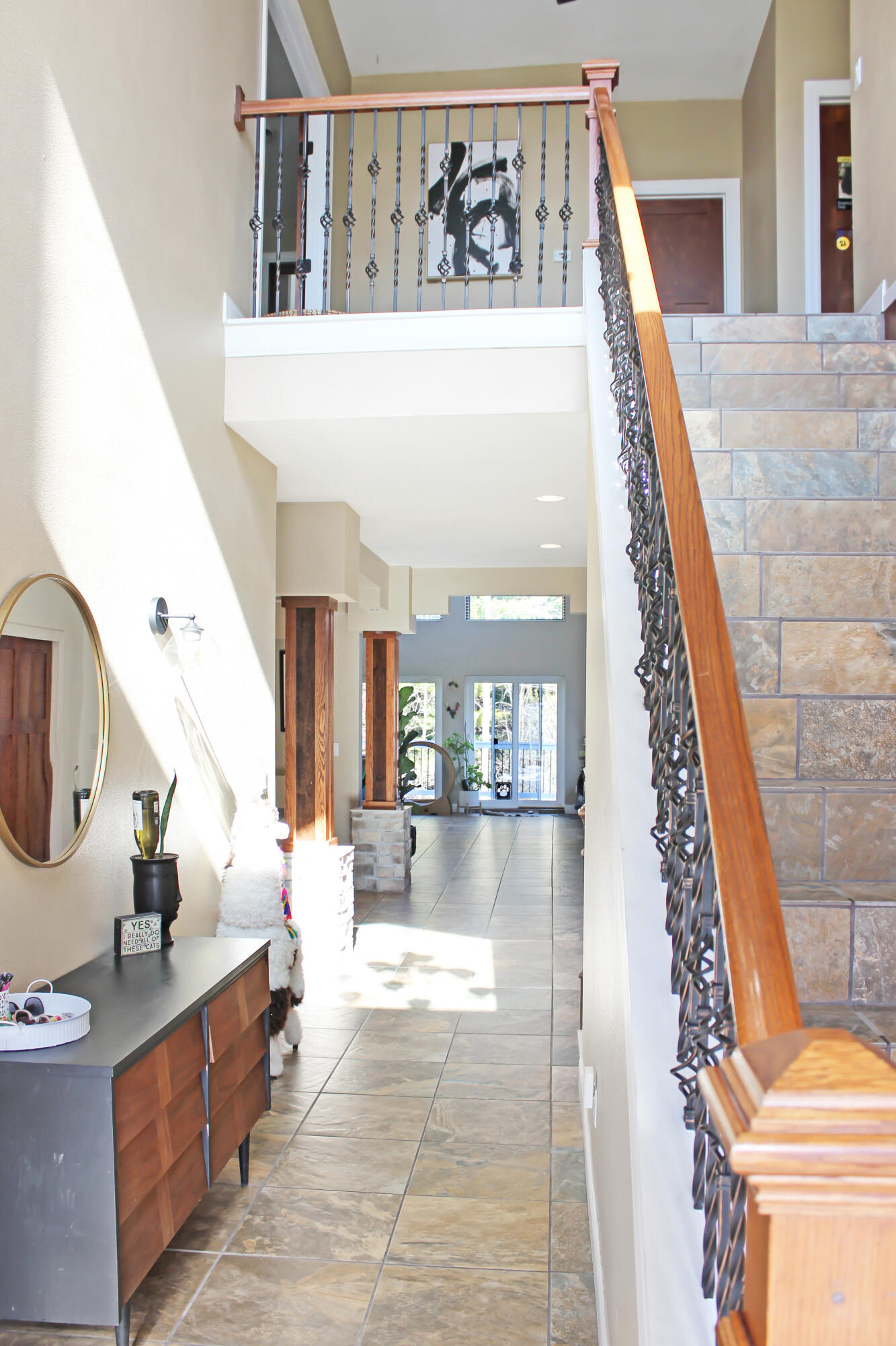 1115 Greendale Road Sheboygan, WI 53081 - Photo 13 of 49 Foyer