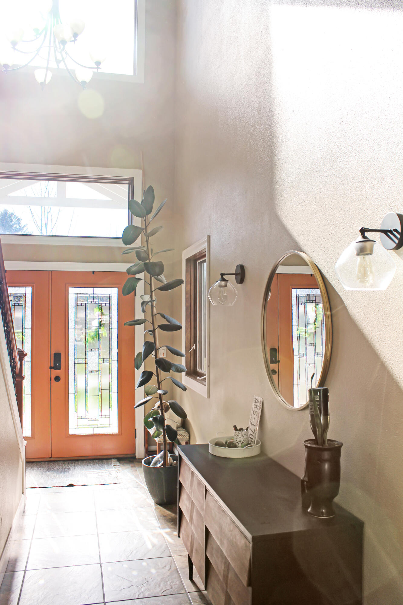 1115 Greendale Road Sheboygan, WI 53081 - Photo 14 of 49 Foyer