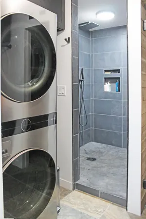 $925,000 | 1115 Greendale Road, Sheboygan, WI 53081