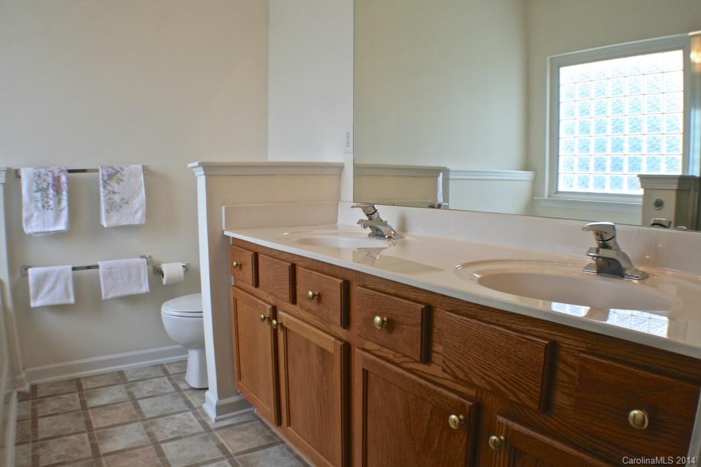 2315 Hargett Road Matthews, NC 28105 - Photo 13 of 22 Gallery Image 13