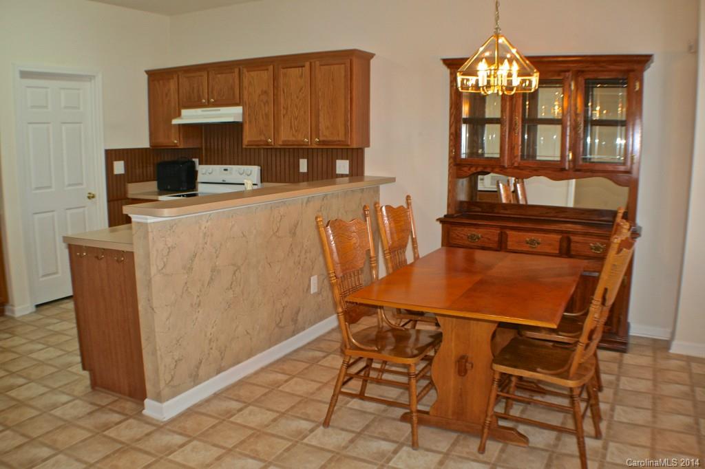 2315 Hargett Road Matthews, NC 28105 - Photo 6 of 22 Gallery Image 6