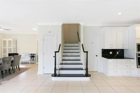 $645,000 | 4111 Maid Stone Drive, Lake Charles, LA 70605