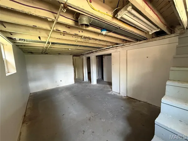$114,900 | 3932 Schiller Place, St. Louis, MO 63116