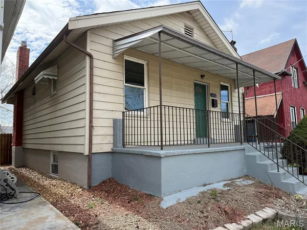 $114,900 | 3932 Schiller Place, St. Louis, MO 63116