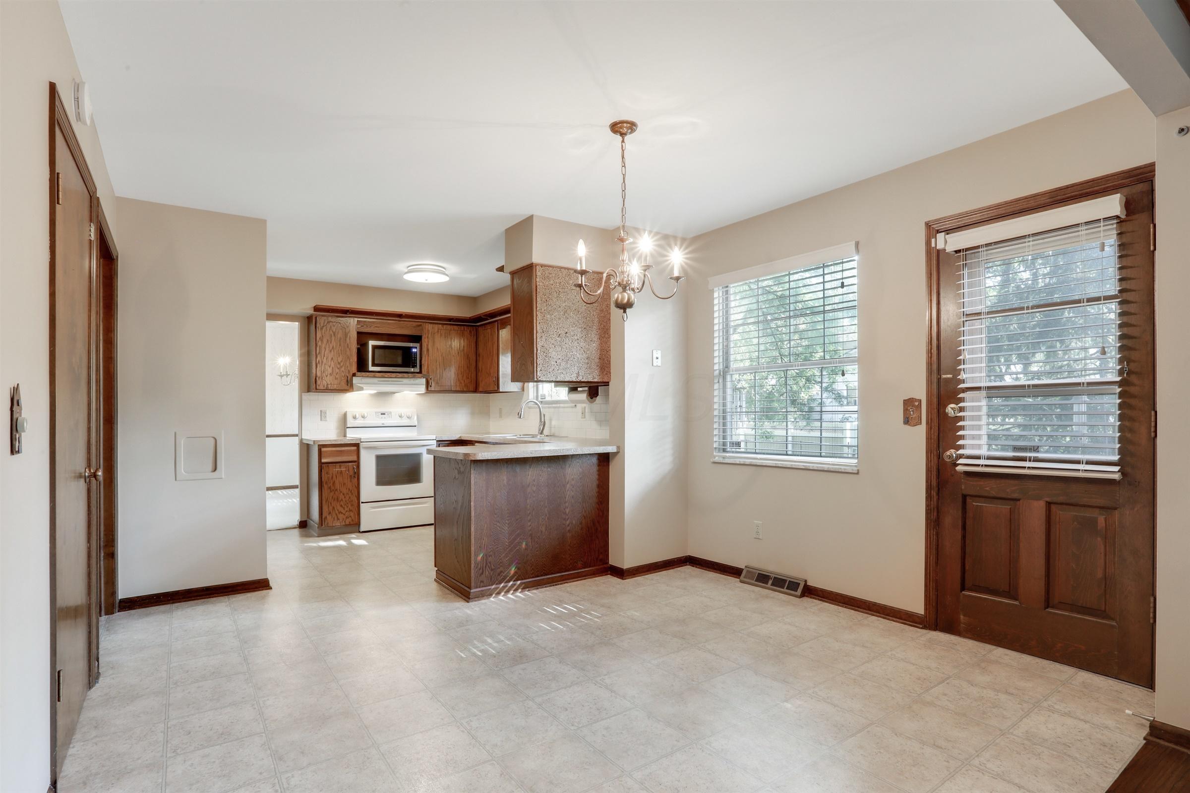 5496 Blue Ash Road Columbus, OH 43229 - Photo 25 of 50 Gallery Image 25