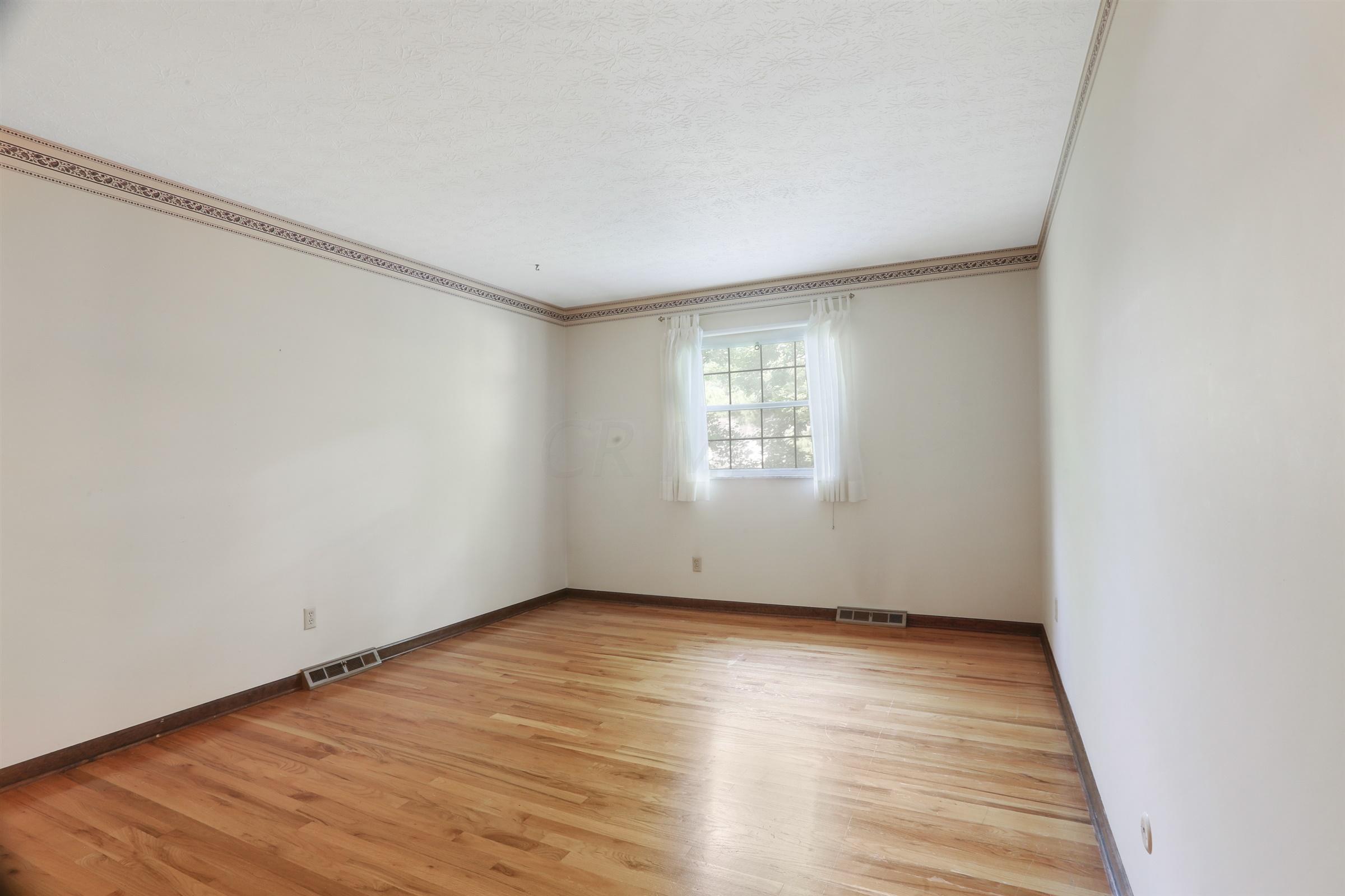 5496 Blue Ash Road Columbus, OH 43229 - Photo 37 of 50 Gallery Image 37