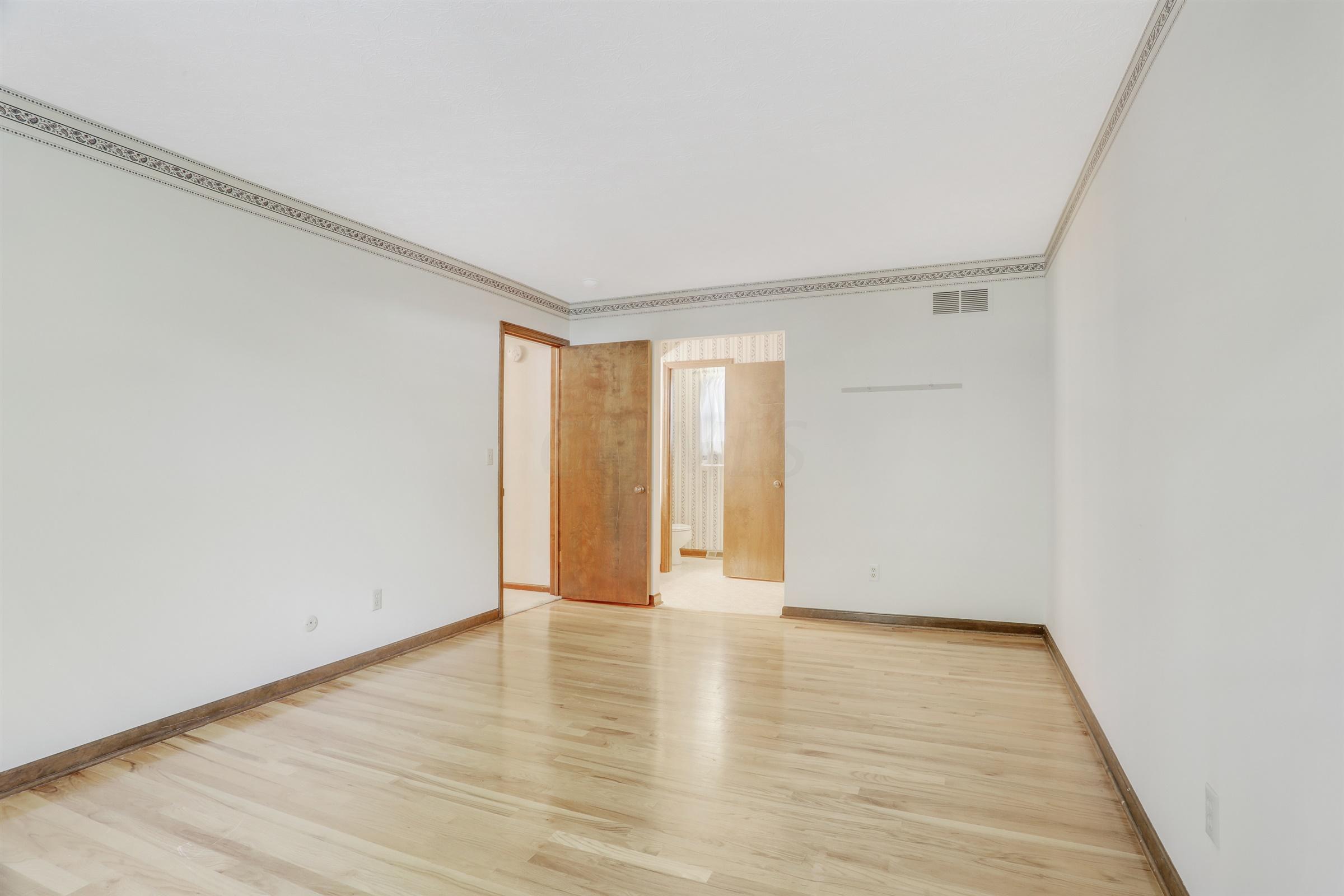 5496 Blue Ash Road Columbus, OH 43229 - Photo 39 of 50 Gallery Image 39