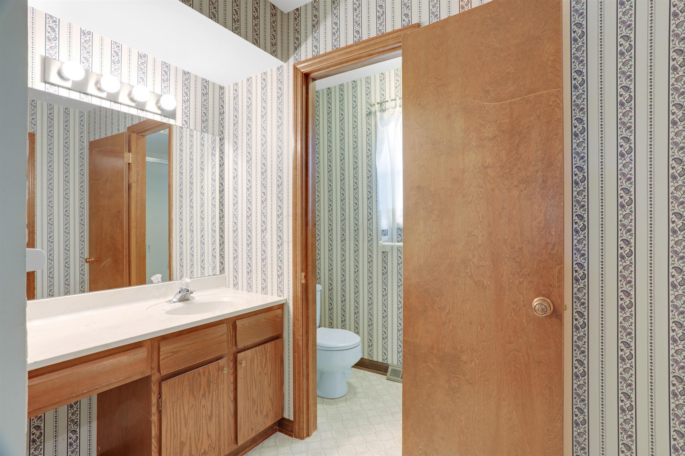5496 Blue Ash Road Columbus, OH 43229 - Photo 40 of 50 Gallery Image 40