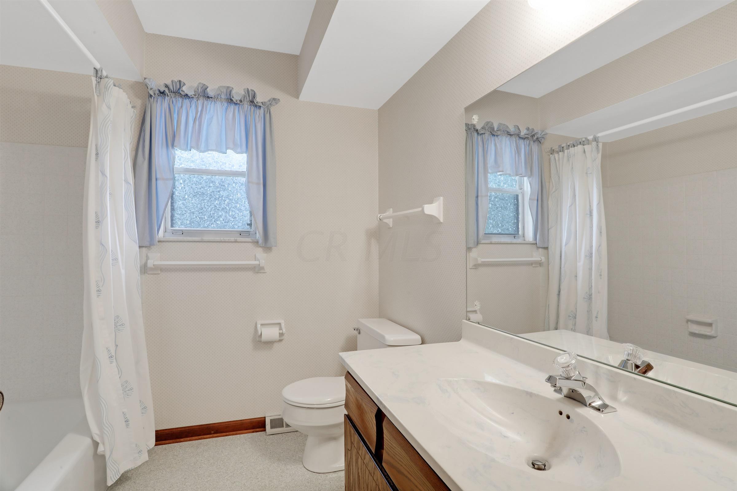 5496 Blue Ash Road Columbus, OH 43229 - Photo 44 of 50 Gallery Image 44