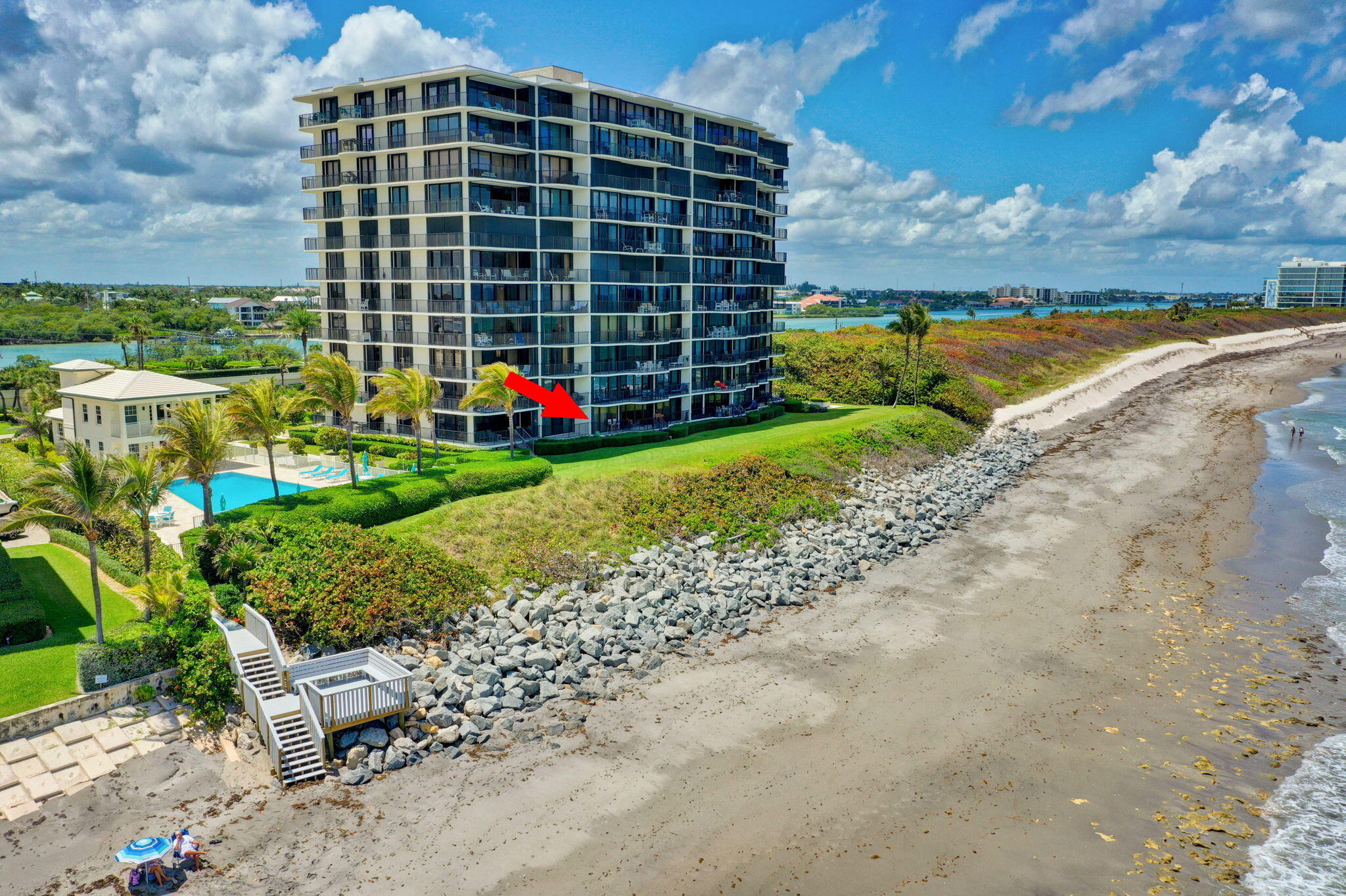 400 South Beach Road, Unit 103 Tequesta, FL 33469 - Photo 53 of 61 Rear View