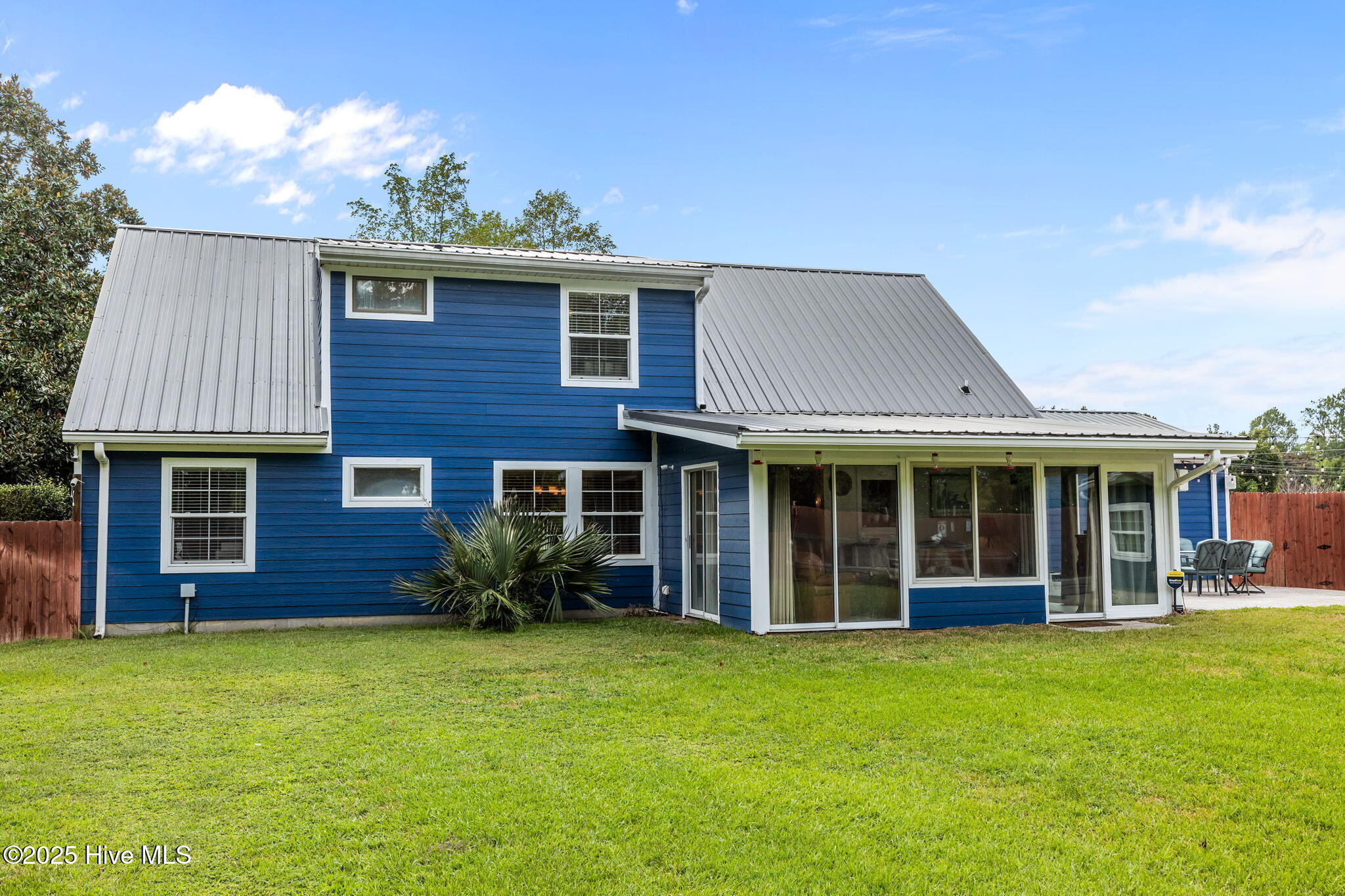 218 Old Ironsides Road Newport, NC 28570 - Photo 12 of 64 12-web-or-mls-1S3A6618