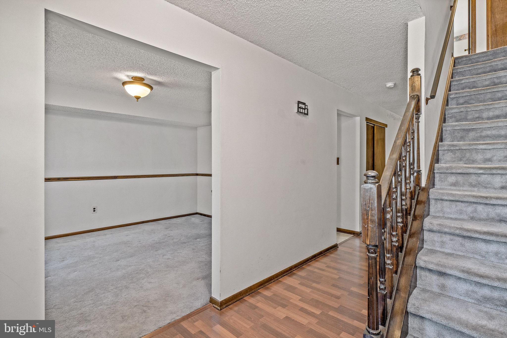 9 Pegasus Way Sewell, NJ 08080 - Photo 12 of 32