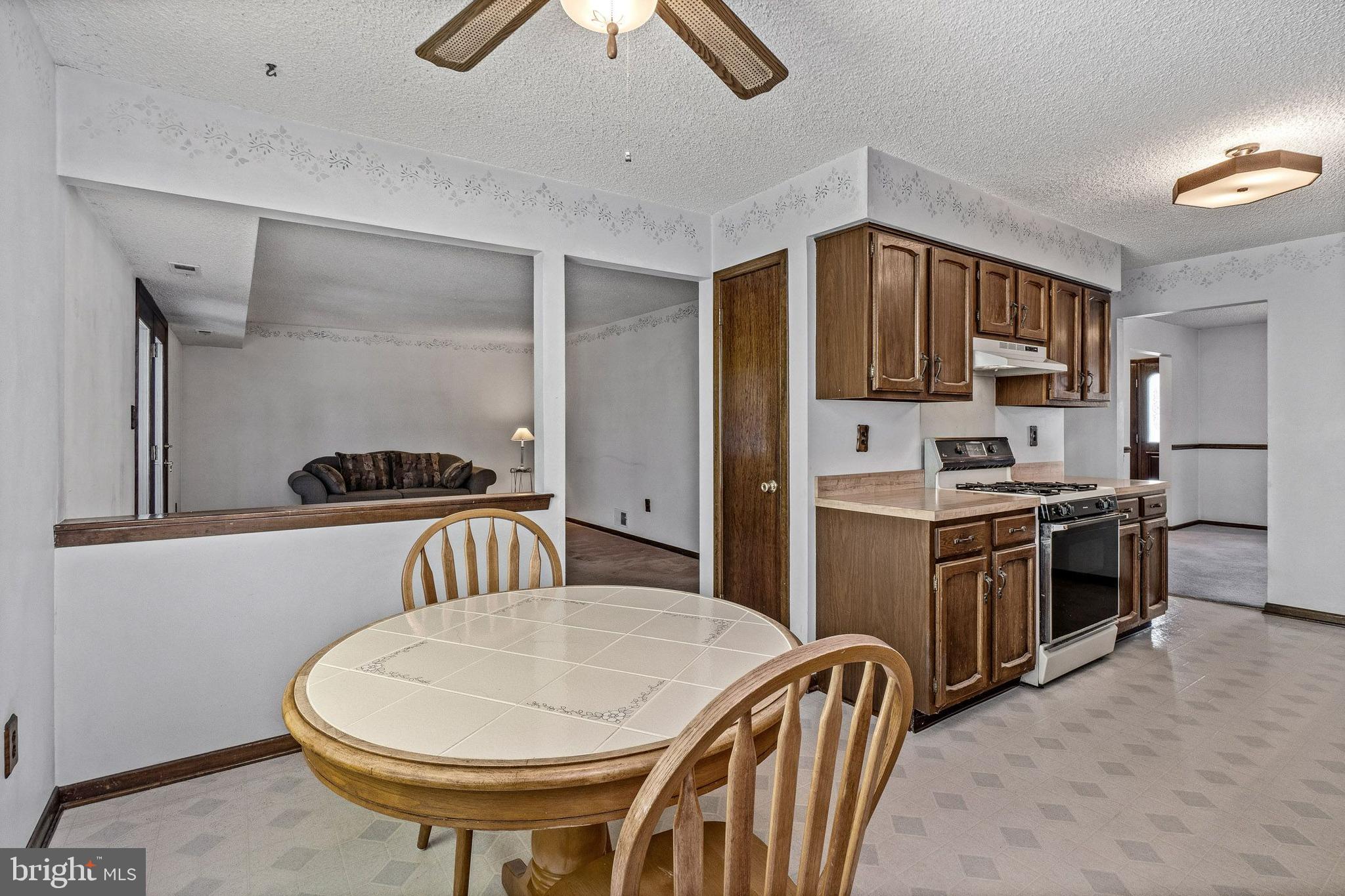 9 Pegasus Way Sewell, NJ 08080 - Photo 17 of 32