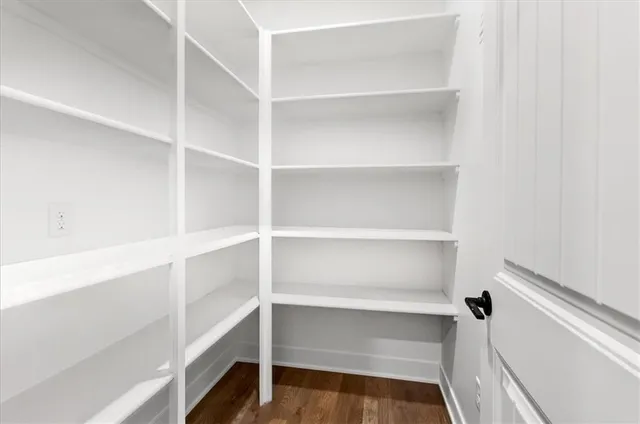 $459,900 | 716 Solomon Drive, Lone Jack, MO 64086