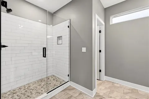 $459,900 | 716 Solomon Drive, Lone Jack, MO 64086