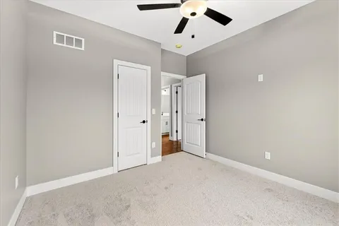 $459,900 | 716 Solomon Drive, Lone Jack, MO 64086