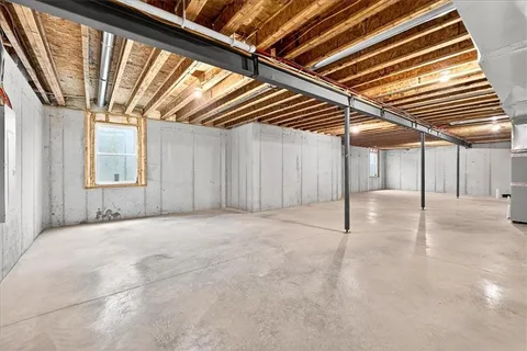 $459,900 | 716 Solomon Drive, Lone Jack, MO 64086