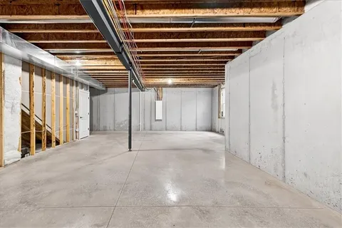 $459,900 | 716 Solomon Drive, Lone Jack, MO 64086