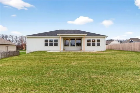 $459,900 | 716 Solomon Drive, Lone Jack, MO 64086