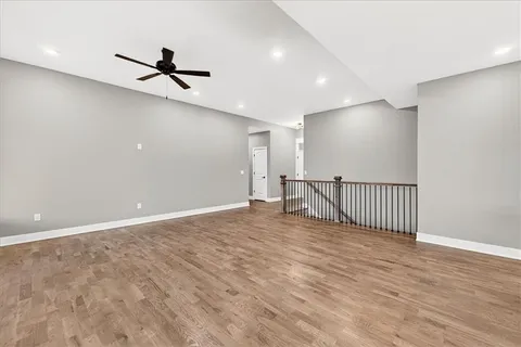 $459,900 | 716 Solomon Drive, Lone Jack, MO 64086