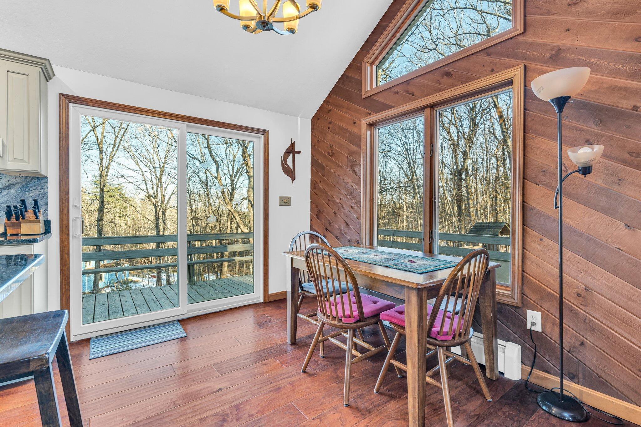 10 Groundnut Hill Road Cape Neddick, ME 03902 - Photo 16 of 54 10 groundnut dining room