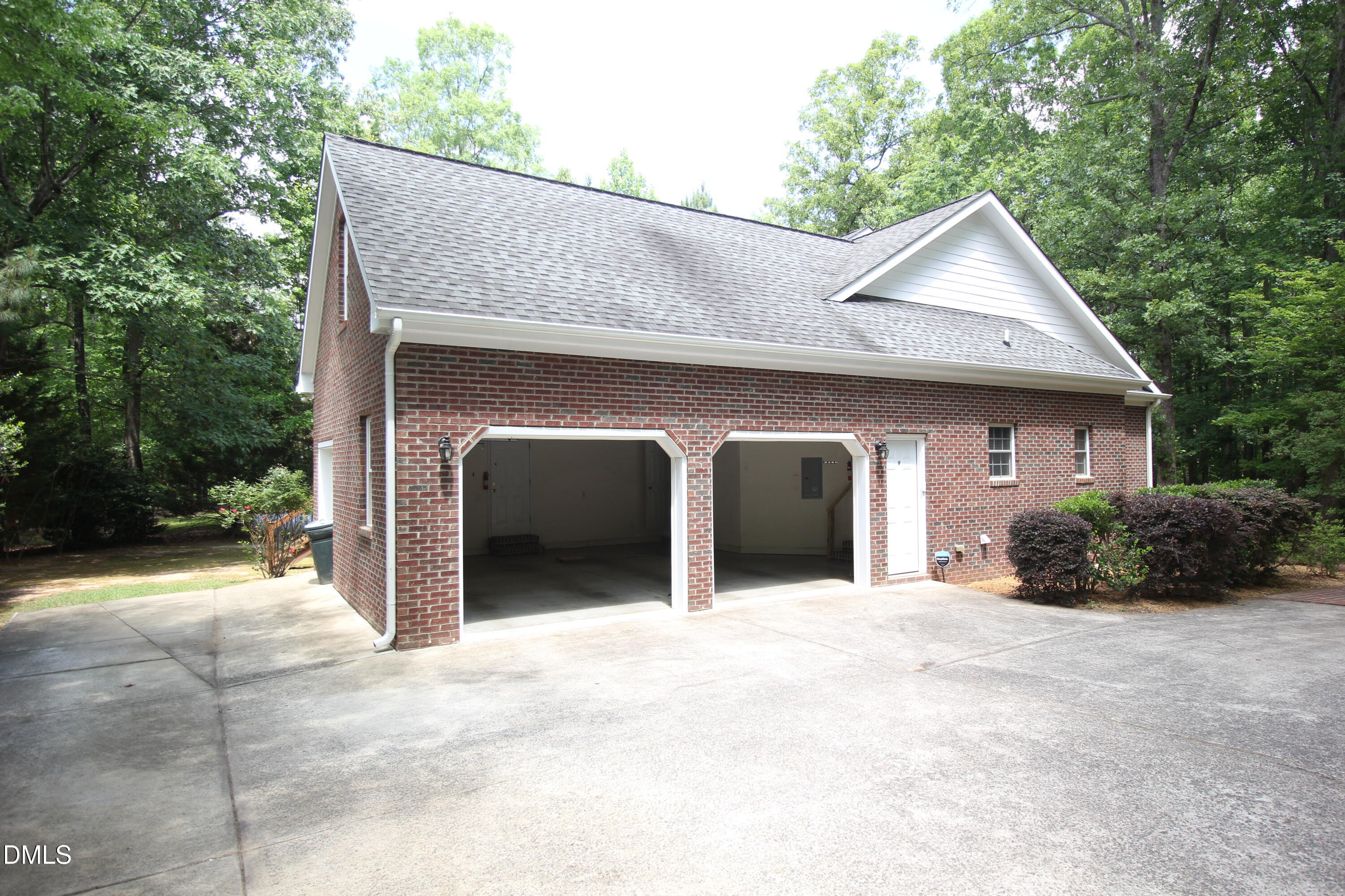 1102 Falling Streme Sanford, NC 27332 - Photo 63 of 67 IMG_8883