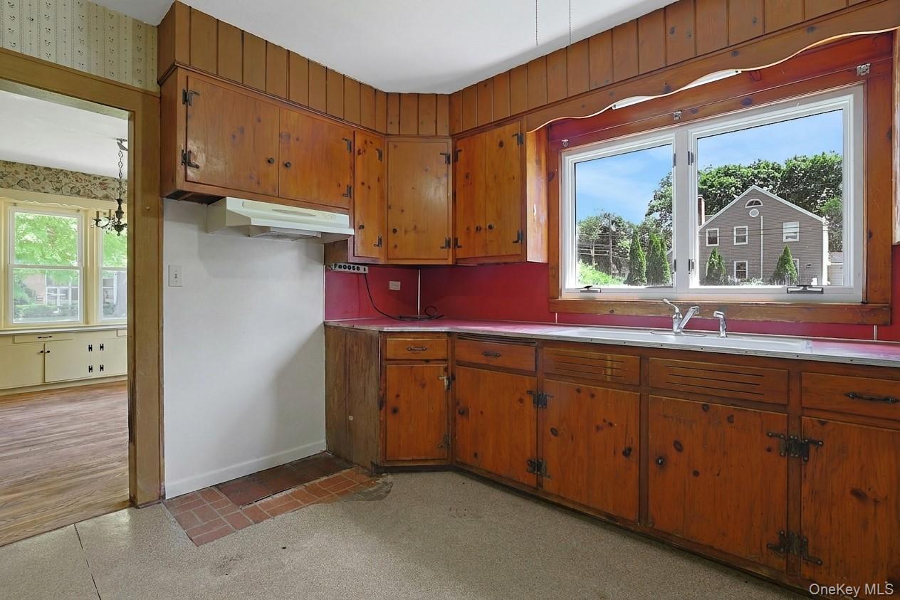 333 South Middletown Road Nanuet, NY 10954 - Photo 14 of 22 a kitchen with sink and window