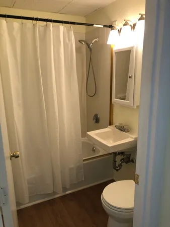 $2,000 | 6 Rowley Street, Unit 1R, Boston, MA 02122