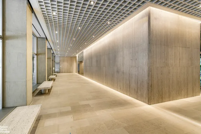 $950,000 | 300 East 33rd Street, Unit 2L | Kips Bay