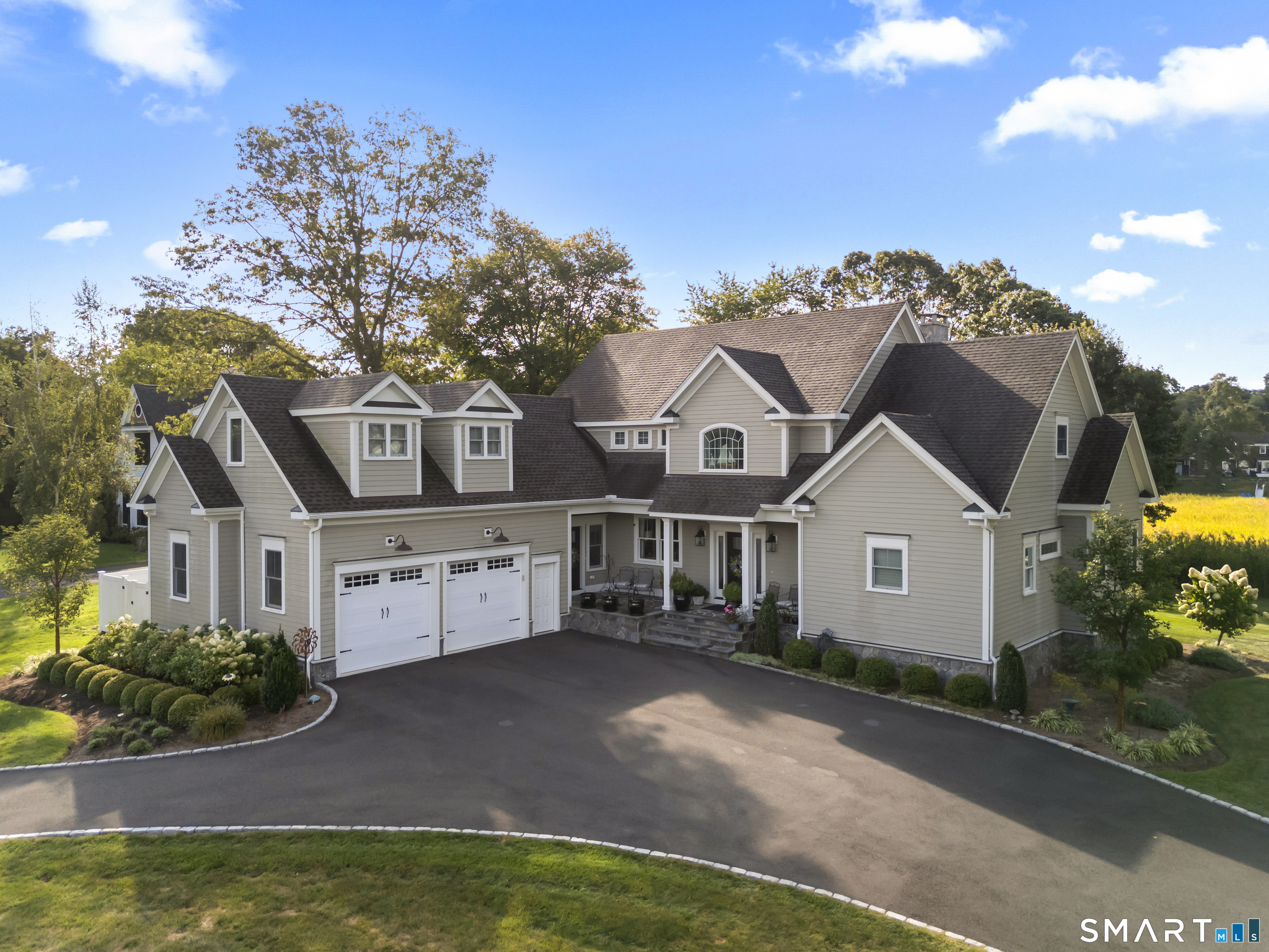 101 Garnet Park Road Madison, CT 06443 - Photo 3 of 40