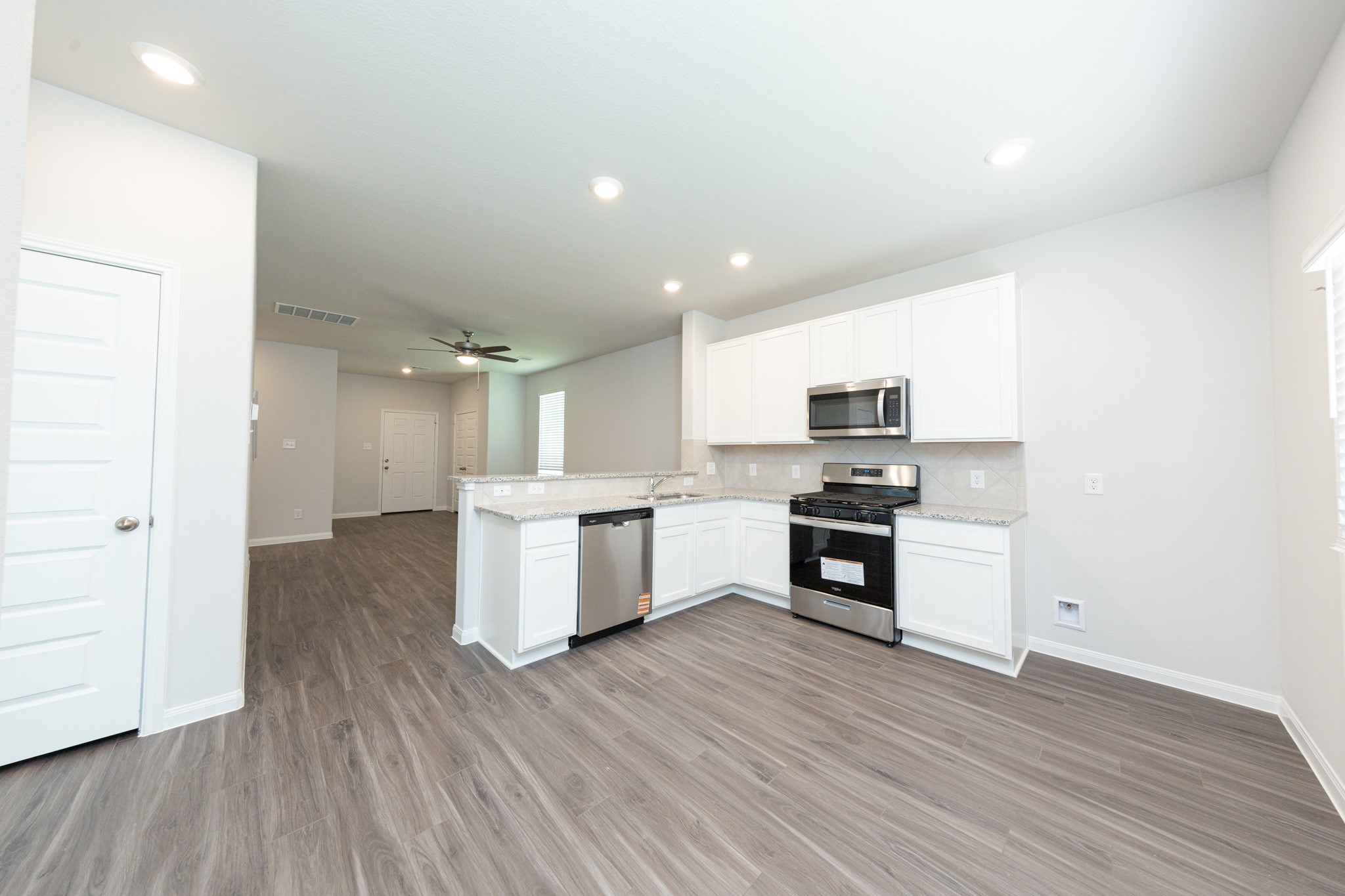 13312 Burbot Drive Conroe, TX 77384 - Photo 7 of 27