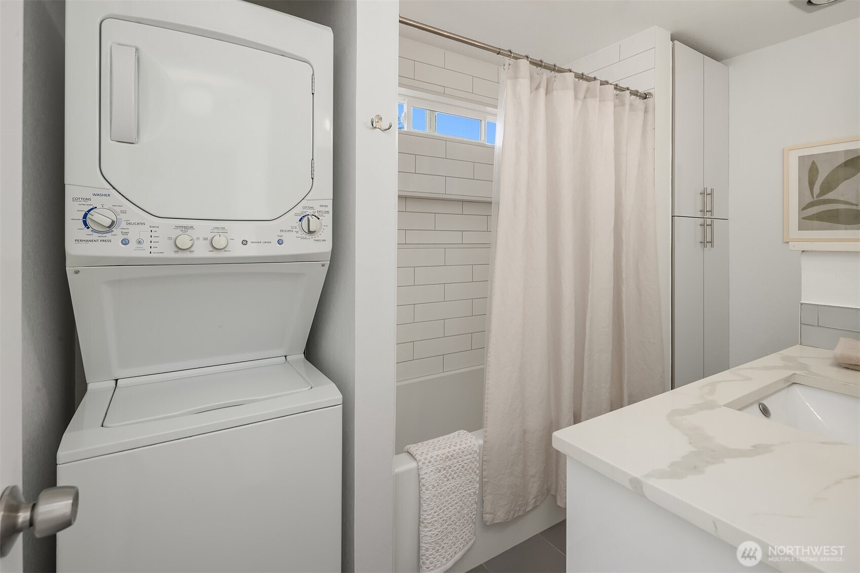 756 North 72nd Street, Unit 204 Seattle, WA 98103 - Photo 12 of 24