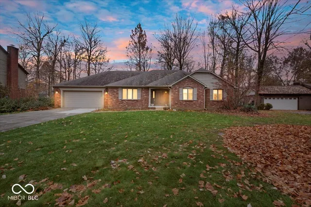 $399,900 | 4019 South Heritage Court, New Palestine, IN 46163