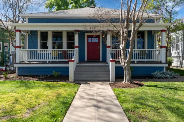 $469,900 | 328 West 21st Street, Merced, CA 95340