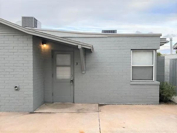 $1,025 | 4127 North 18th Place, Unit 3, Phoenix, AZ 85016