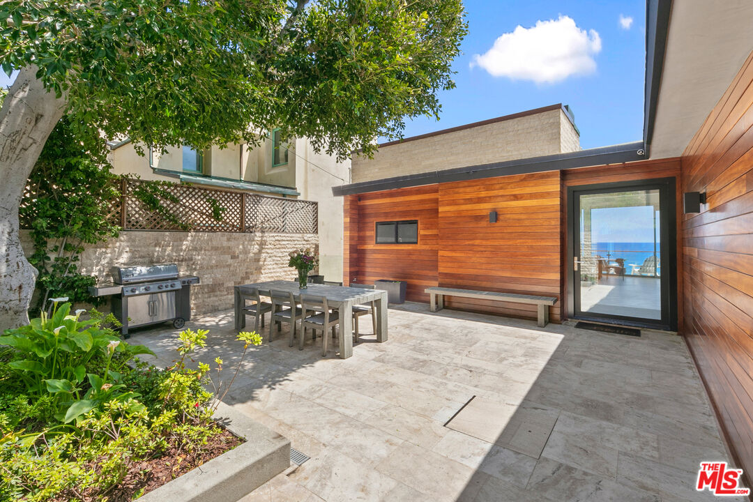 24928 Malibu Road Malibu, CA 90265 - Photo 3 of 50