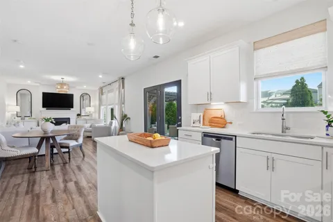$695,000 | 1210 Therns Ferry Drive, Fort Mill, SC 29708