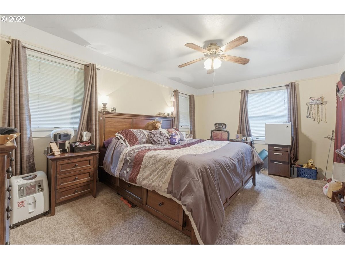 706 West B Street Rainier, OR 97048 - Photo 14 of 42