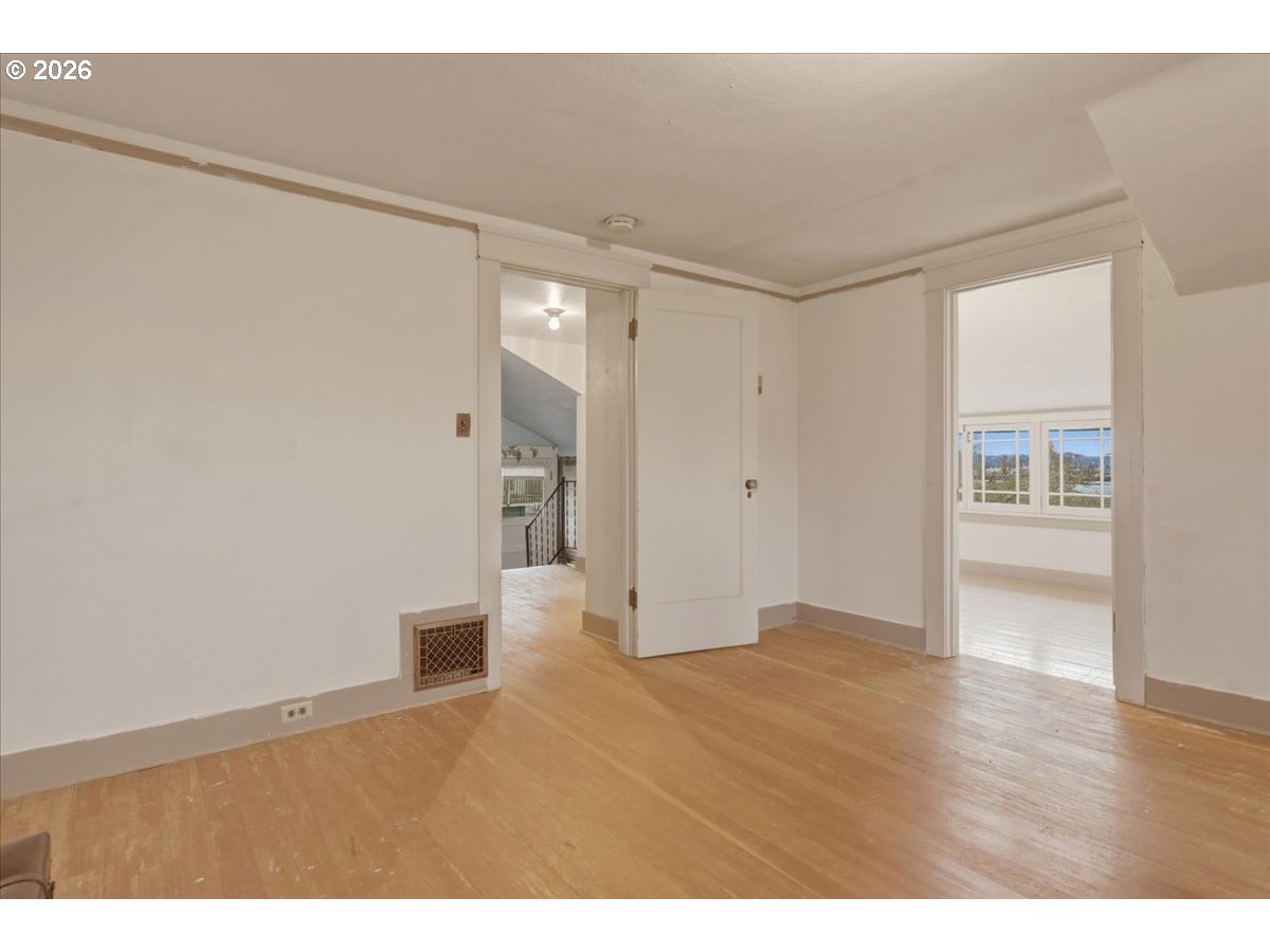 706 West B Street Rainier, OR 97048 - Photo 16 of 42