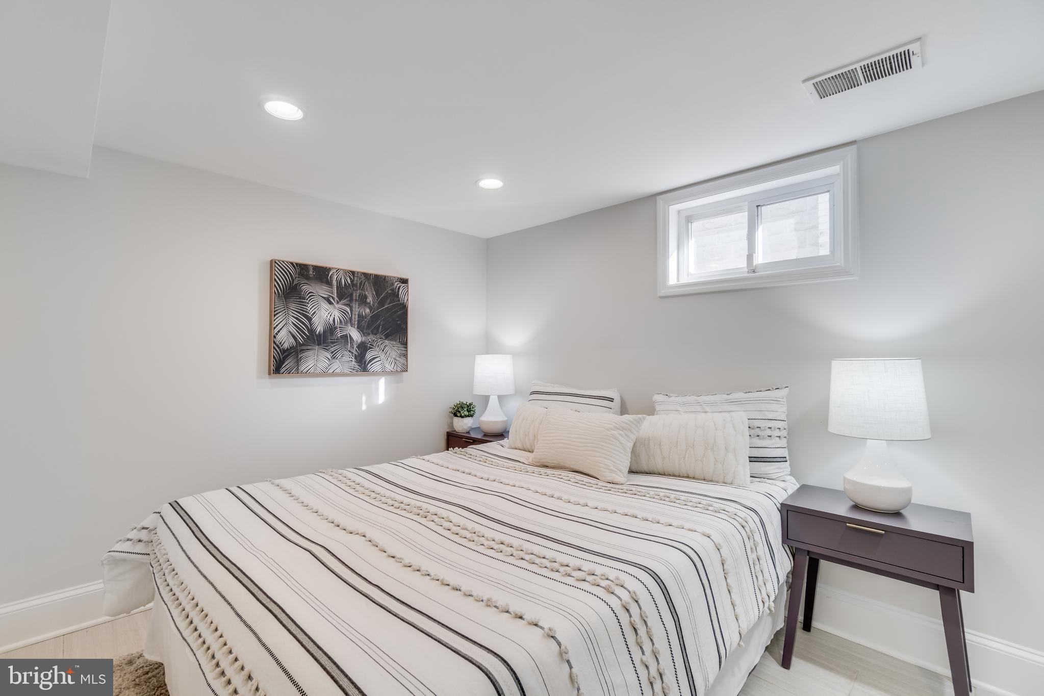 1513 Foxhall Road Northwest Washington, DC 20007 - Photo 20 of 34 Second bedroom
