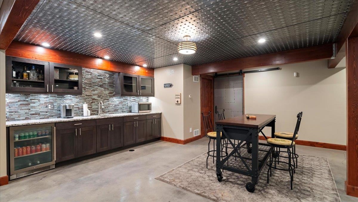 11318 North Granite Lane Spokane, WA 99218 - Photo 27 of 48