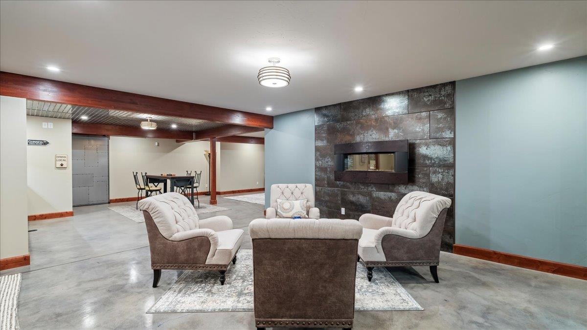 11318 North Granite Lane Spokane, WA 99218 - Photo 28 of 48