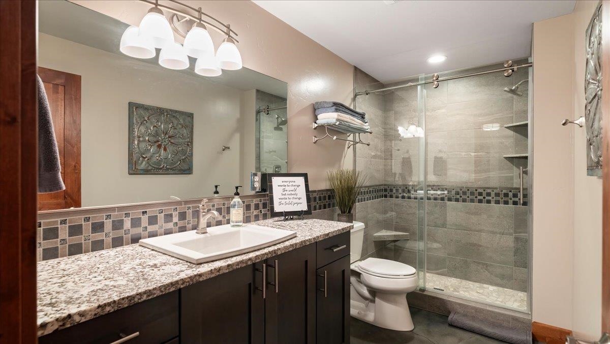 11318 North Granite Lane Spokane, WA 99218 - Photo 33 of 48