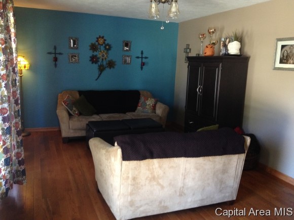 2212 Ramsey Road Springfield, IL 62702 - Photo 3 of 8