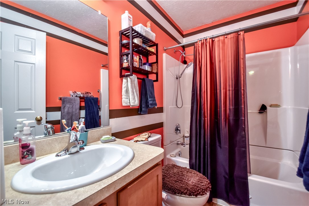 23851 Rockside Road Bedford Heights, OH 44146 - Photo 22 of 27