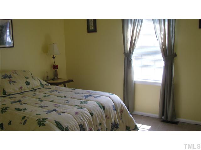 Large and sunny bedrooms are equipped with lots of closet space and can accommodate even the biggest furniture!